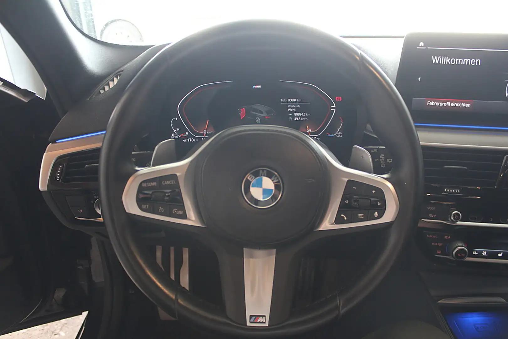 BMW 520 d xDrive Touring M Sport Paket Head-Up LED Lede... Silber - 2