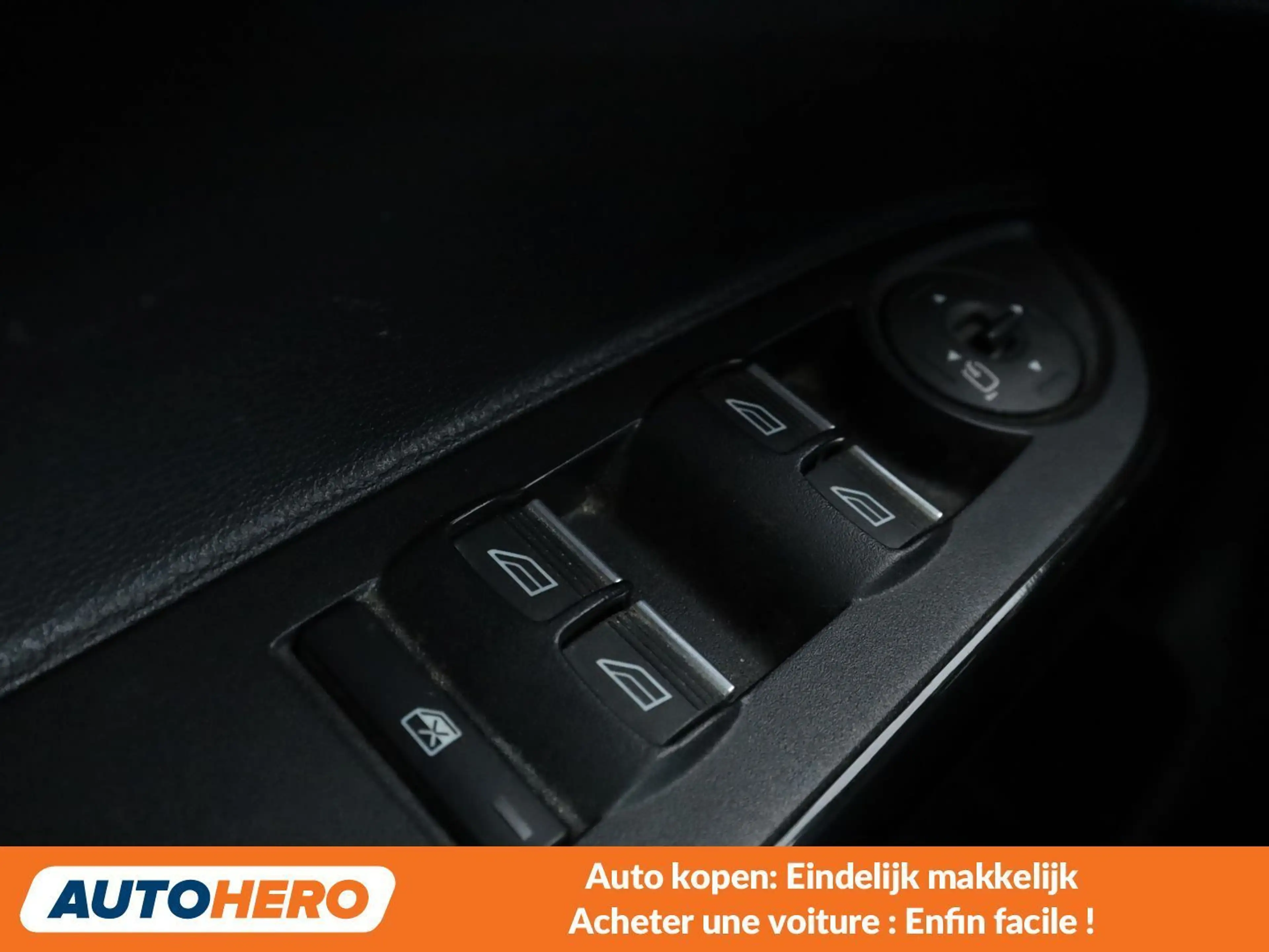 Ford B-Max 1.5 TDCi Titanium — photo 12