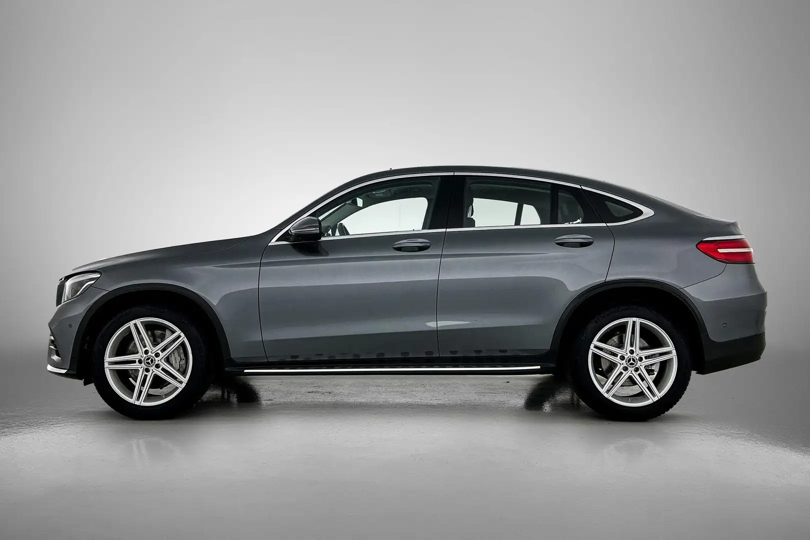 Mercedes-Benz GLC 250 GLC Coupé Automaat 4MATIC AMG Line | Designo | Sch Gris - 2