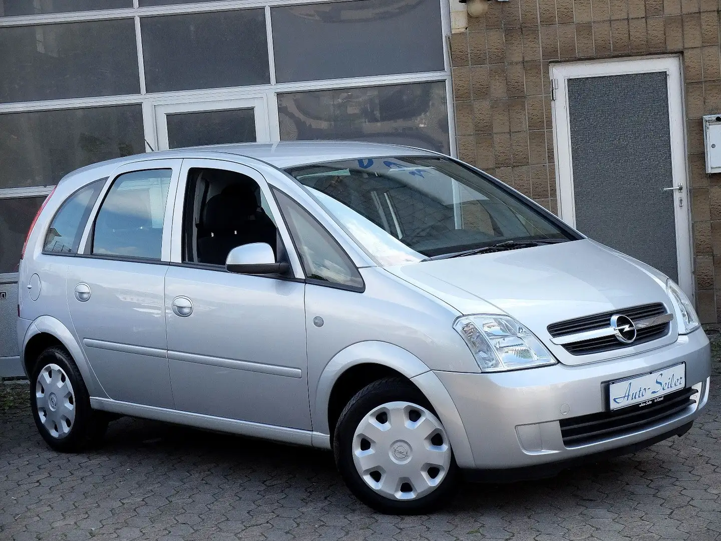 Opel Meriva Edition 1.6 - Klima - 72Tkm - Plateado - 1