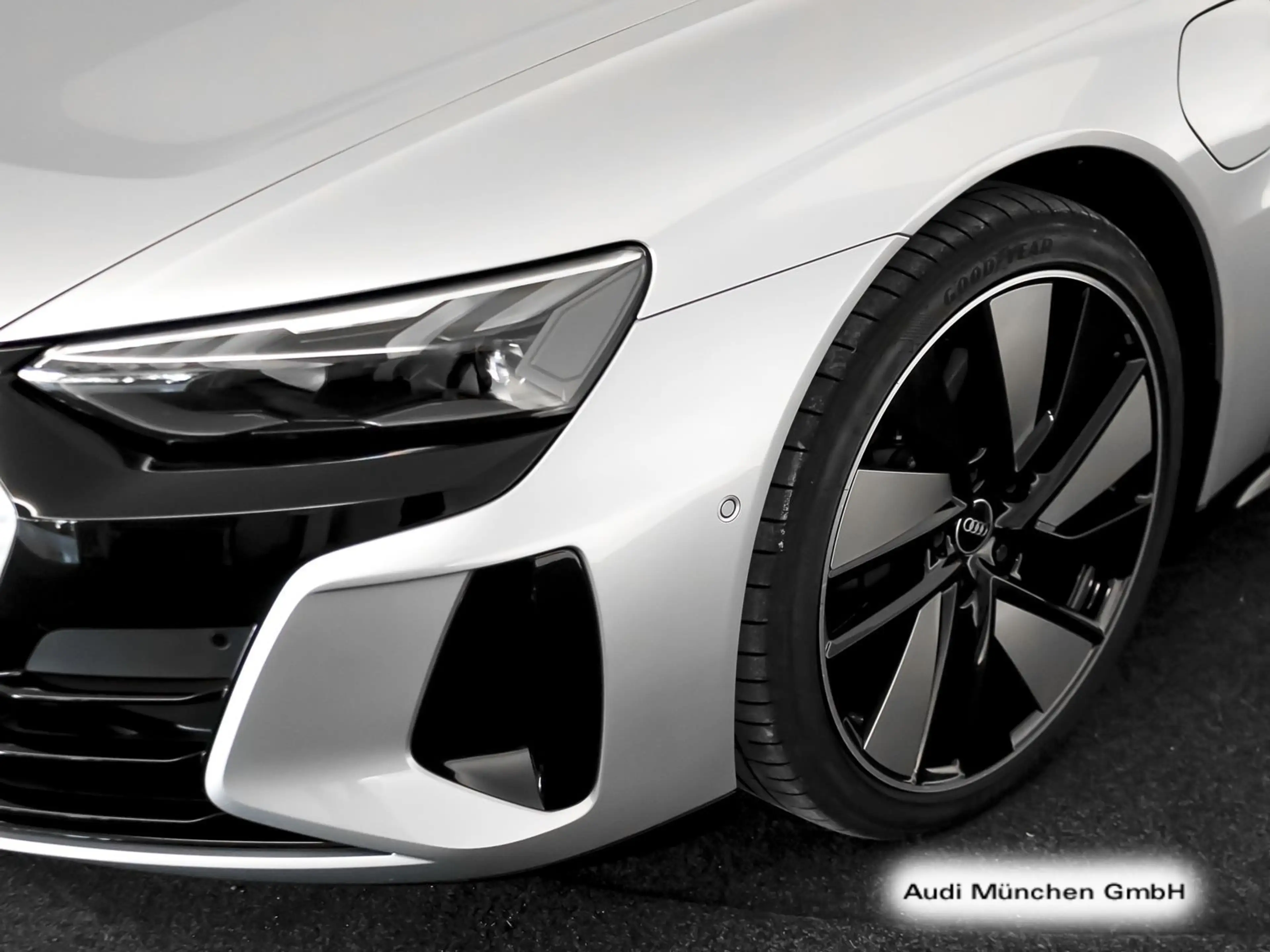 Audi e-tron GT e-tron GT qu. Pano/LuftFed/ACC/Virtual/Navi+ — photo 13