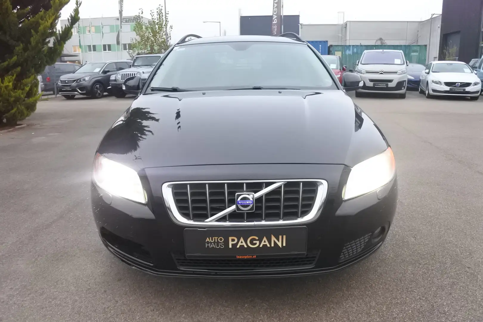 Volvo V70 V70 D5 Summum Geartronic Aut. - 2