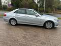 Mercedes-Benz E 220 E220 CDI PDC + SHZ+ LEDER + NAVI+ TEMP Silber - thumbnail 4