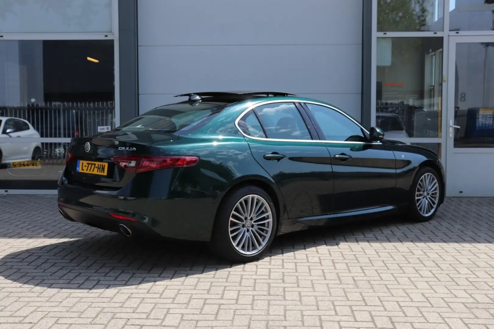 Alfa Romeo Giulia 2.0T TI/STOEL.STUUR.VERW/KEYLESS/ADAP.CRUISE/DODEH Groen - 2