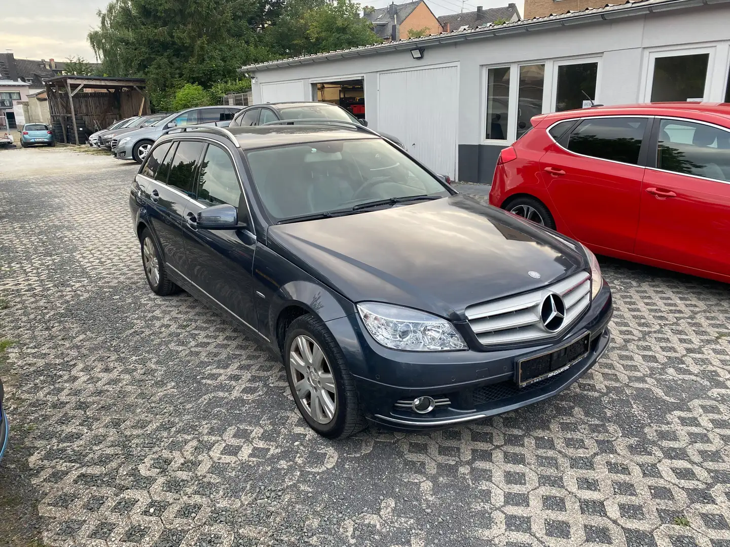 Mercedes-Benz C 200 C 200 T CDI  BlueEfficiency - Diesel, TÜV 5/26 Grau - 1
