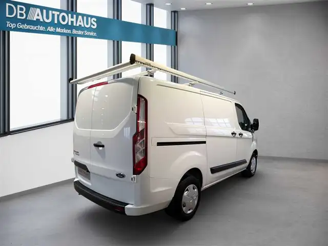 Ford Transit Custom view 4