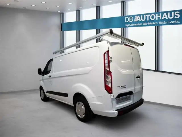 Ford Transit Custom view 6