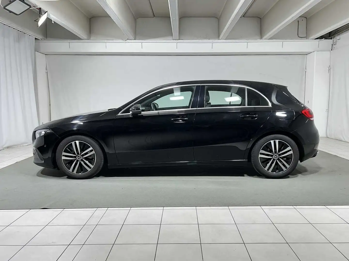 Mercedes-Benz A 180 Classe A A 180 d Automatic Sport Nero - 2
