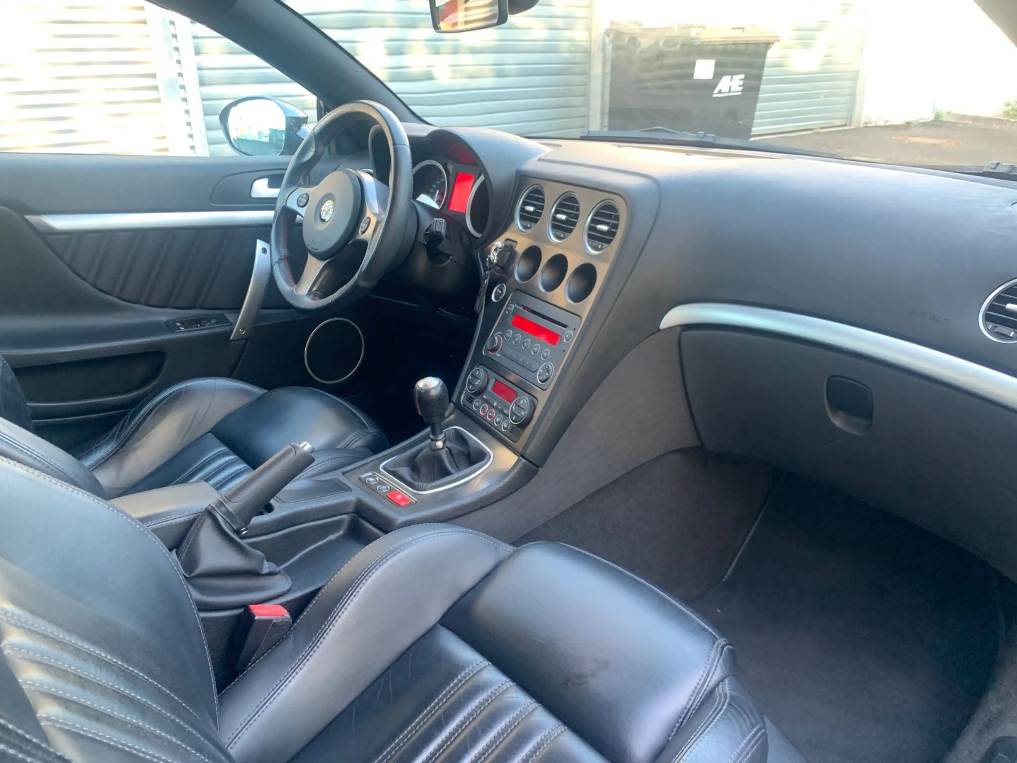 Alfa Romeo Spider 1.8 TBi 16V*Xenon*Leder *Navi*1 Hand* — photo 15