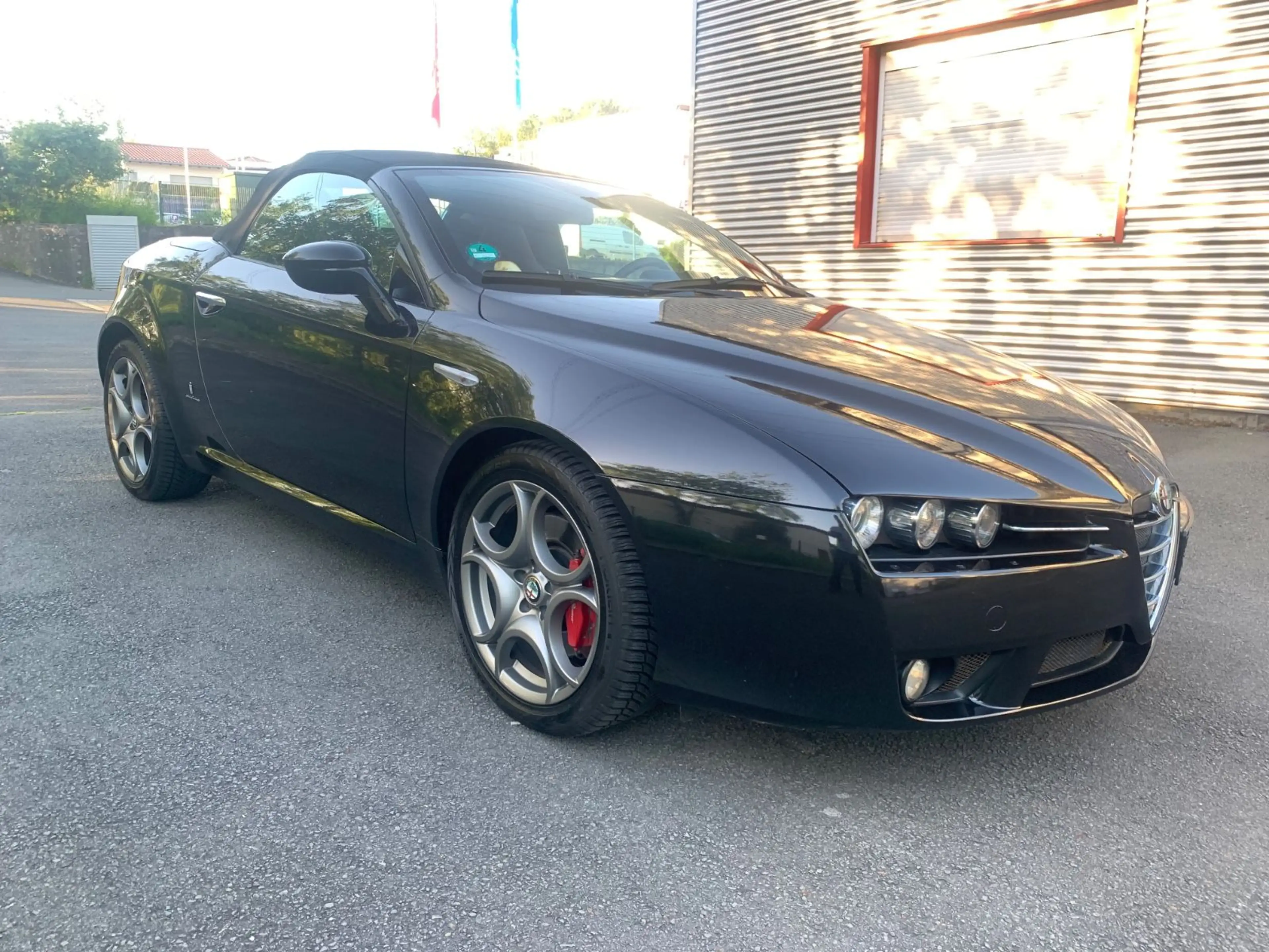 Alfa Romeo Spider 1.8 TBi 16V*Xenon*Leder *Navi*1 Hand* — photo 7