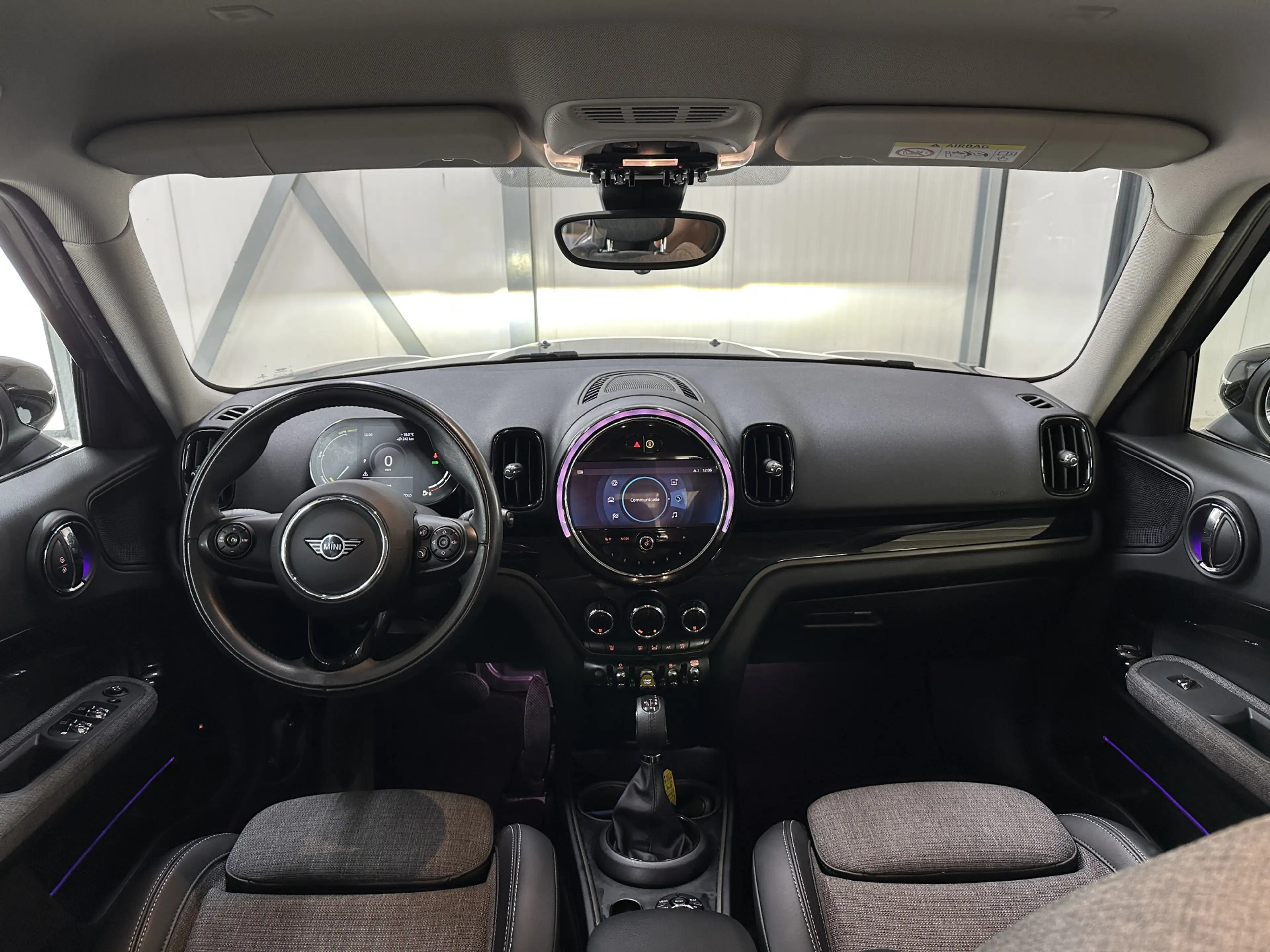 MINI Cooper SE Countryman 1.5 ALL4 Pepper — photo 2