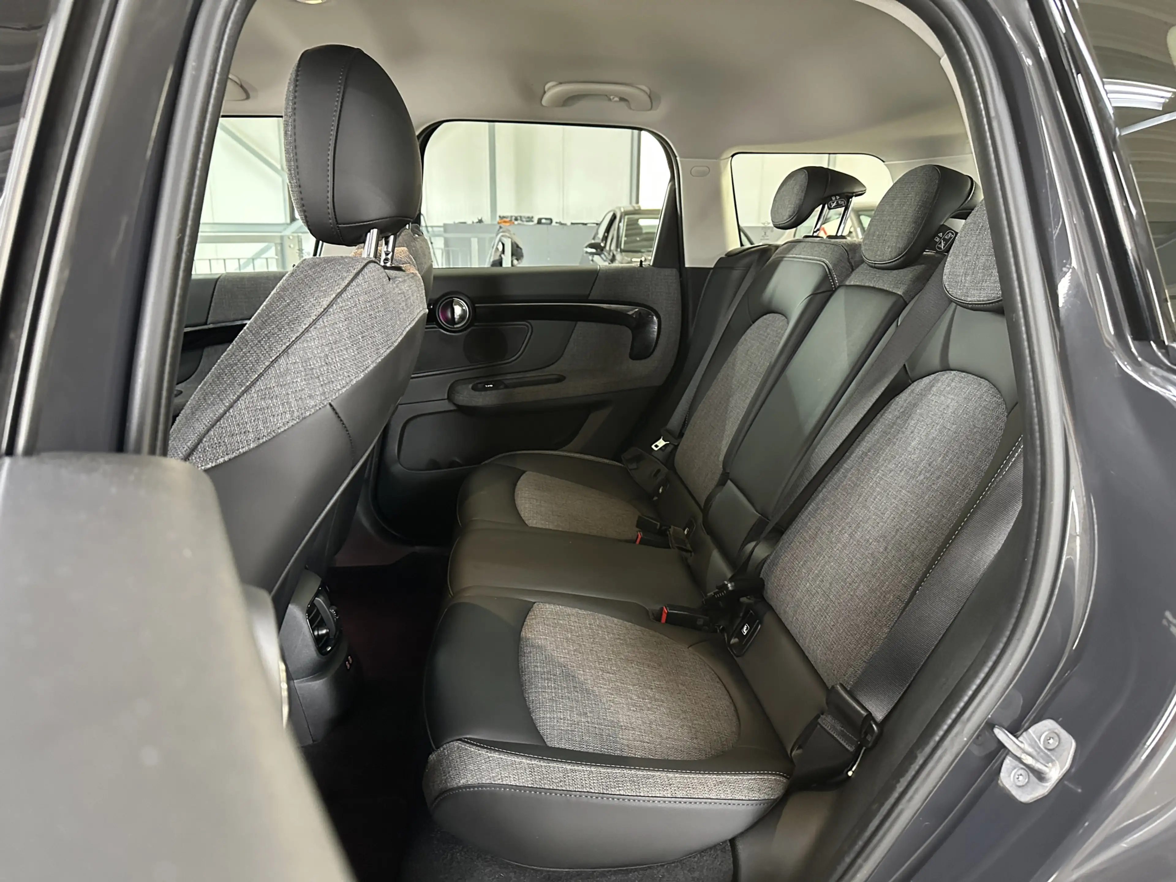 MINI Cooper SE Countryman 1.5 ALL4 Pepper — photo 29