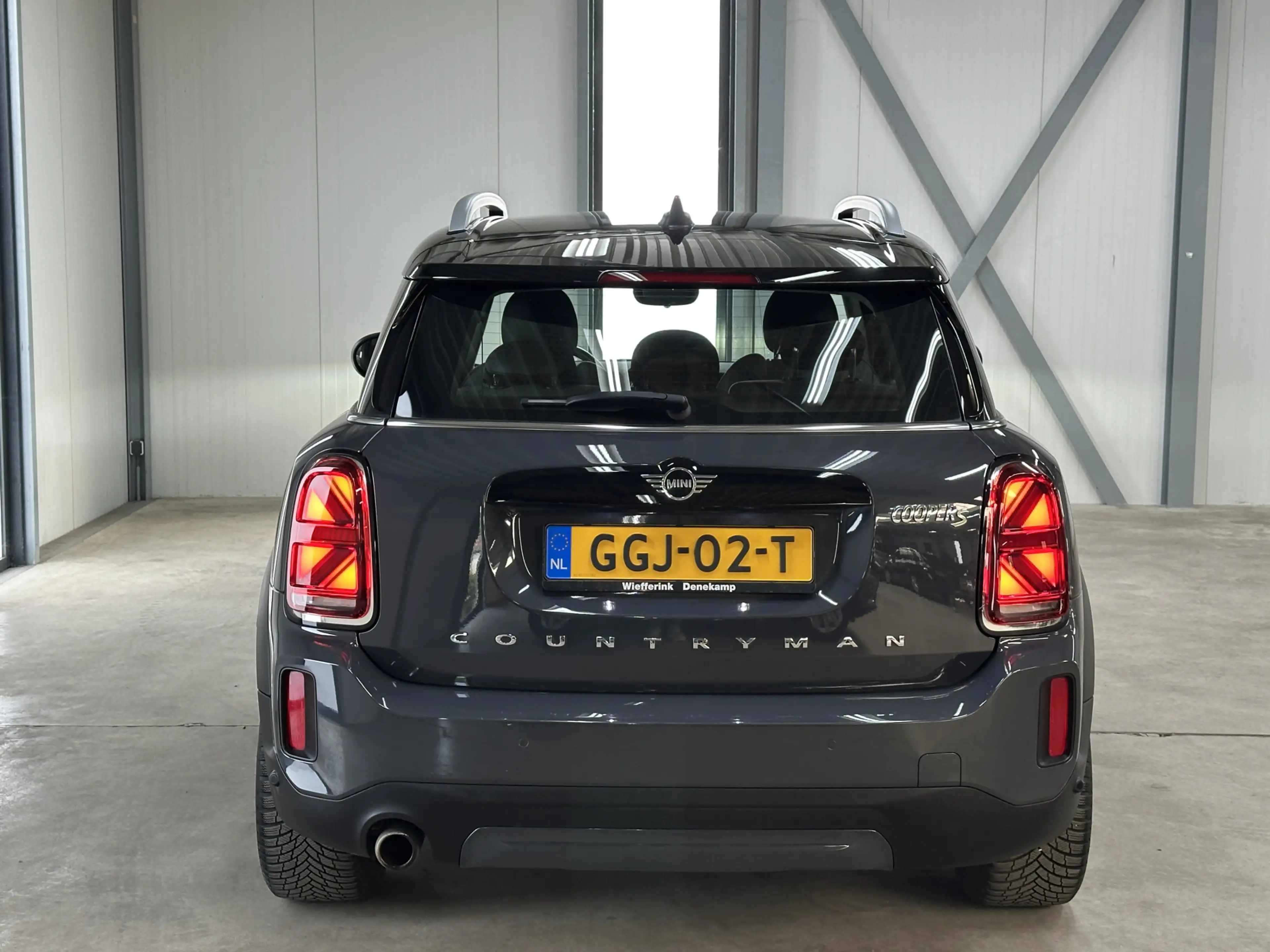 MINI Cooper SE Countryman 1.5 ALL4 Pepper — photo 7