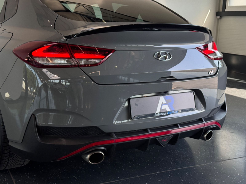 Hyundai i30 Fastback N Performance*LED*SHZ*SCHECKHEFTGEP — photo 11