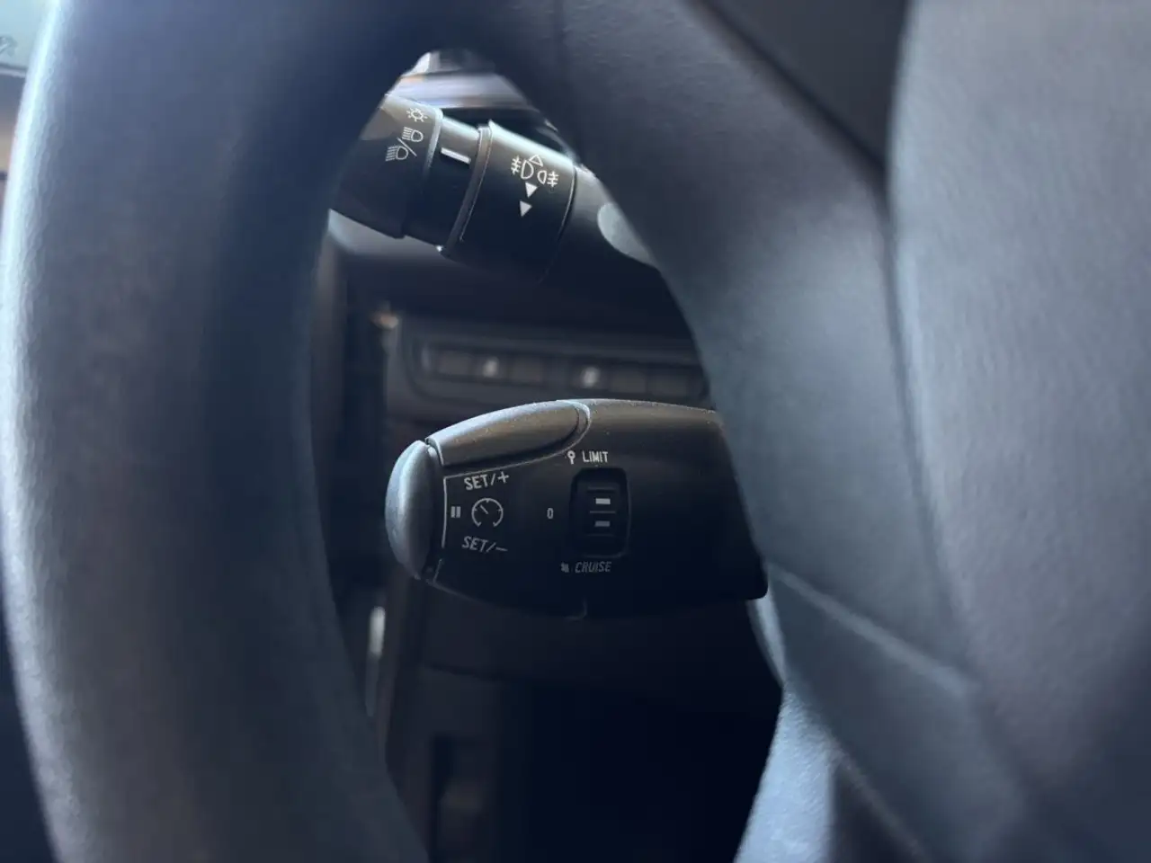 Peugeot 208 208 — photo 19