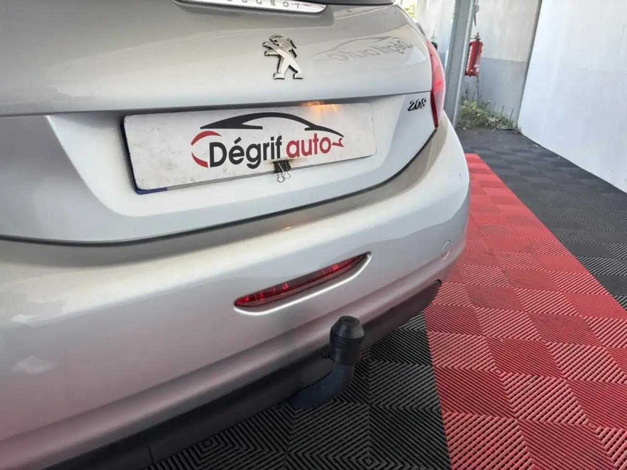 Peugeot 208 208 — photo 7