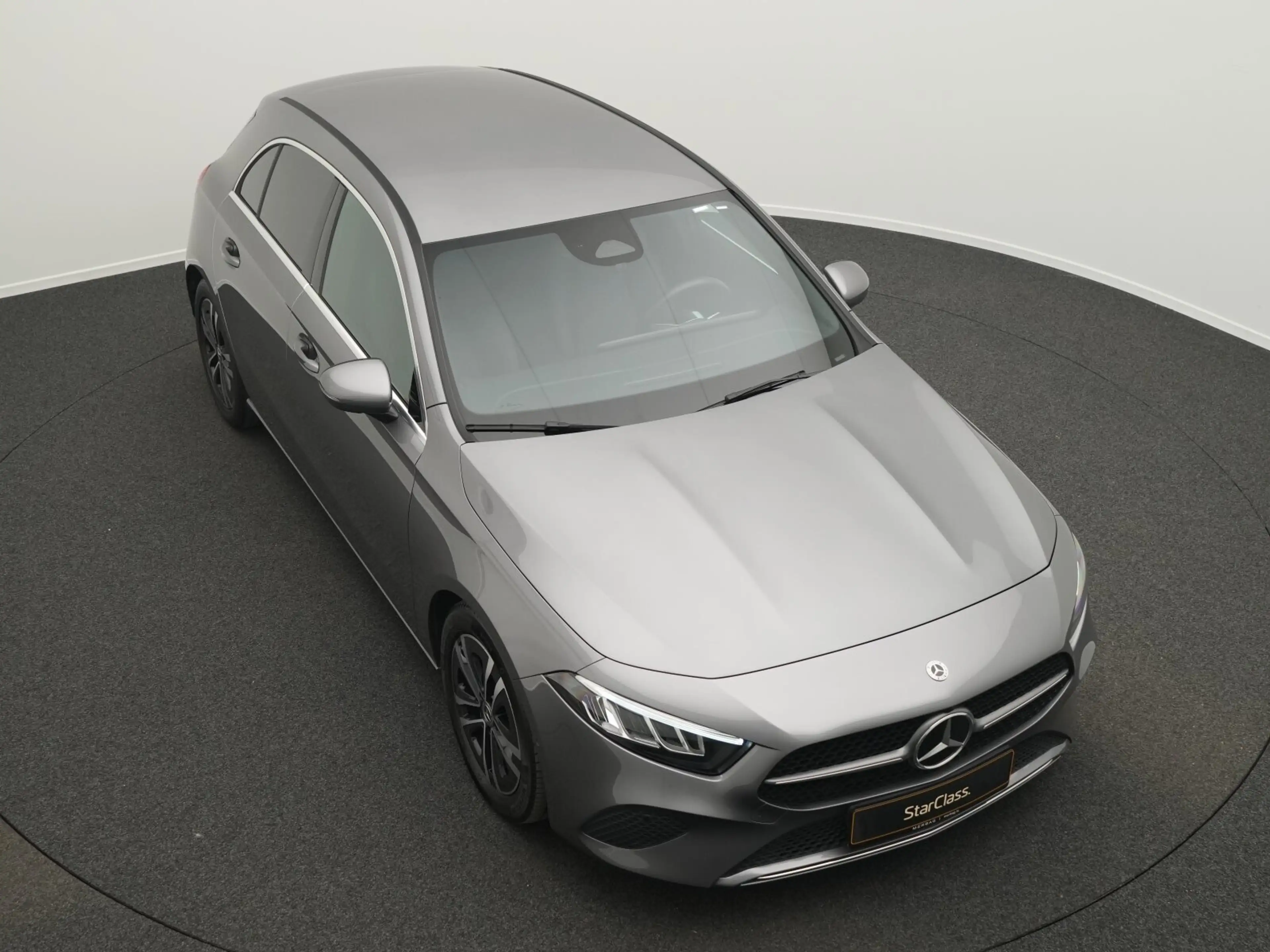 Mercedes-Benz A 180 A 180 d Progressive LED+Kamera+MBUX+Apple Navi — photo 12
