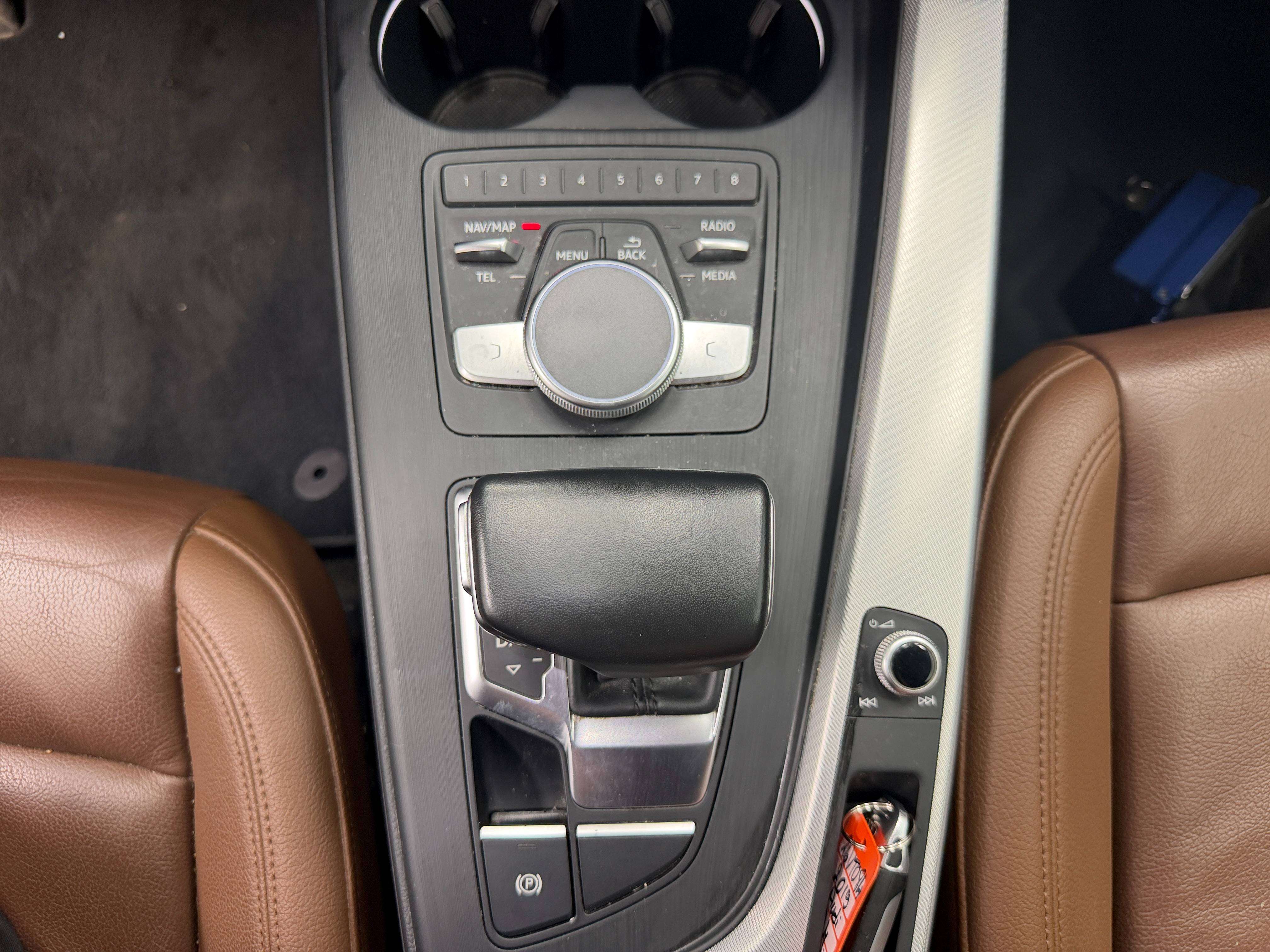 2019 Audi A4 45 PROGRESSIV QUATTRO, TOIT OUVRANT, SIEGES CHAUFF thumb 20