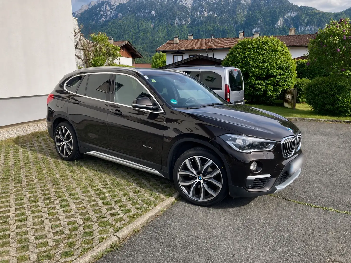 BMW X1 xDrive18d - 1