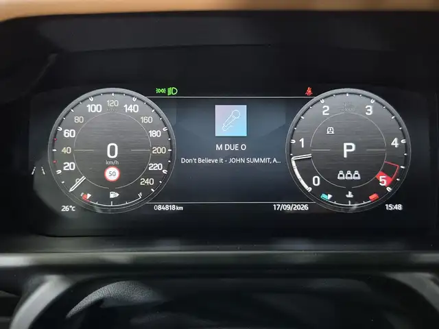 Land Rover Defender view 13
