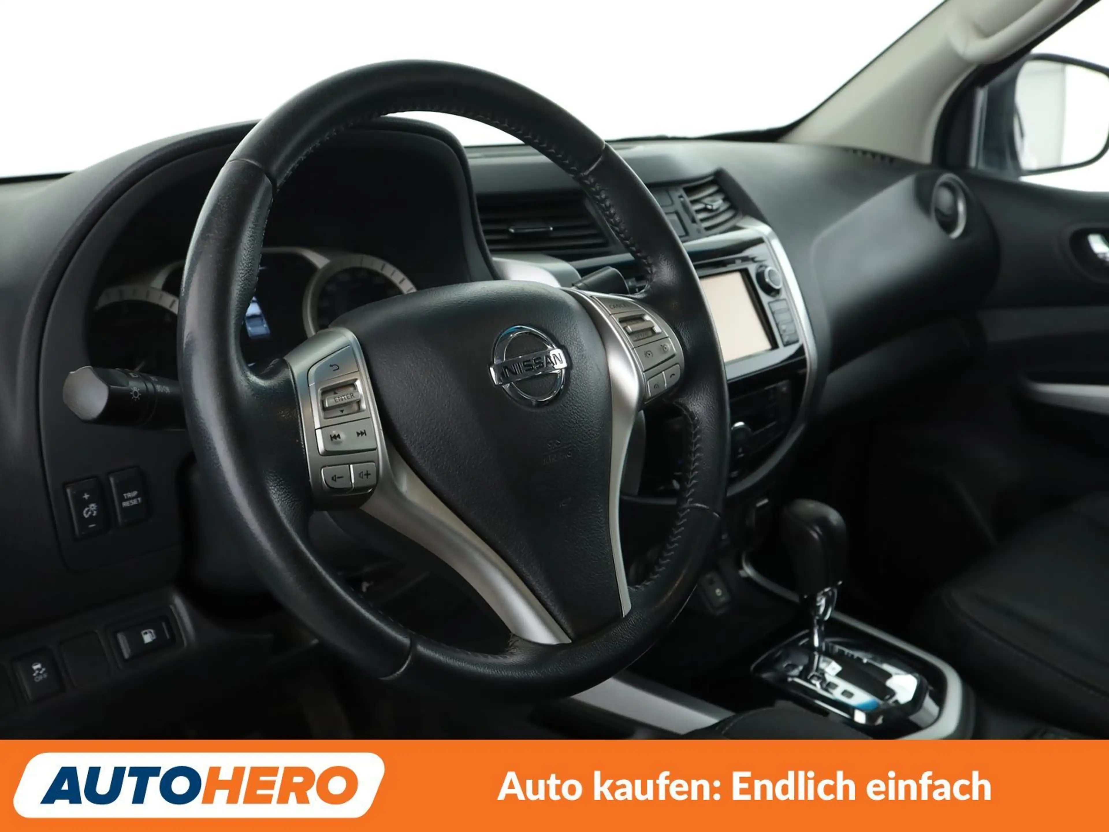 Nissan NP300 2.3 dCi Tekna Double Cab 4x4 Aut.*CAM*NAVI*TEMPO* — photo 11