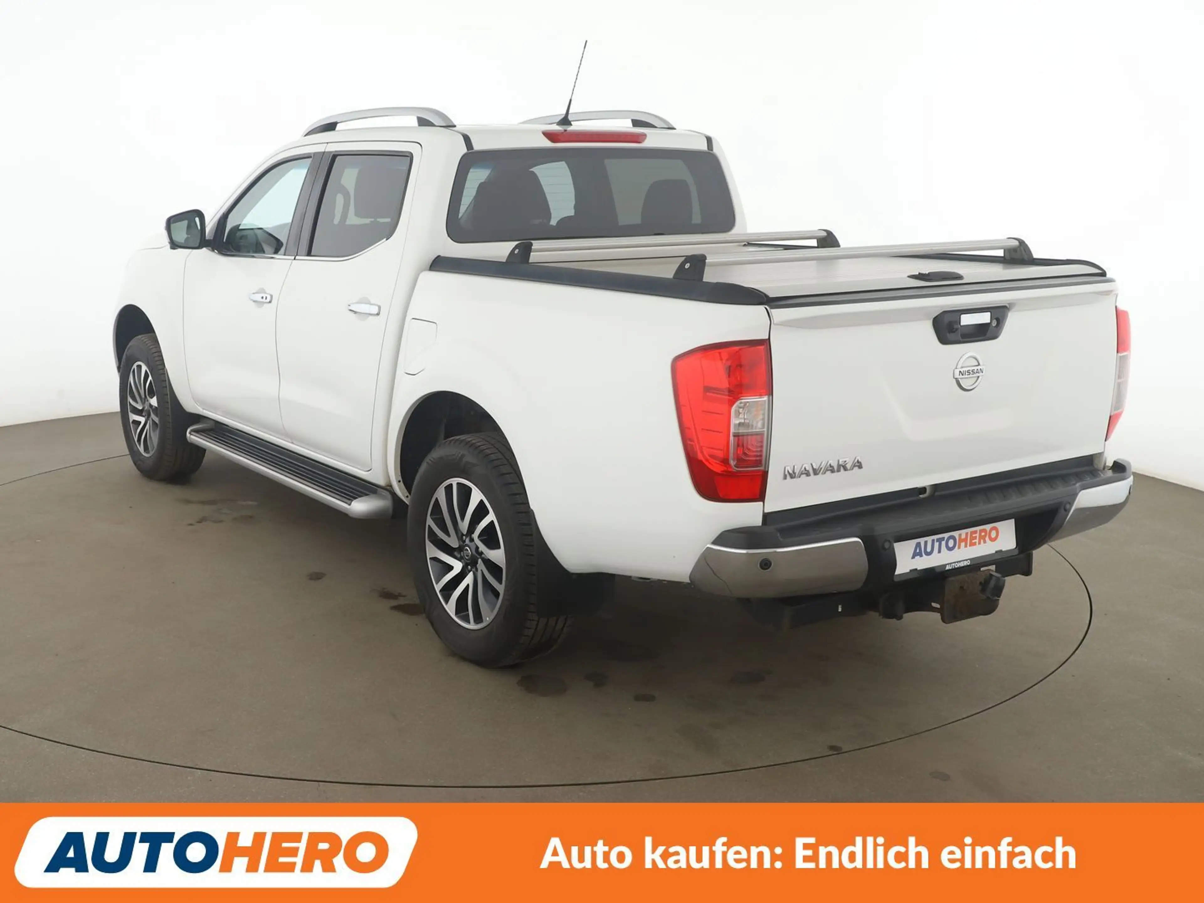 Nissan NP300 2.3 dCi Tekna Double Cab 4x4 Aut.*CAM*NAVI*TEMPO* — photo 4