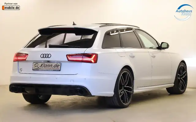 Audi RS6 view 8