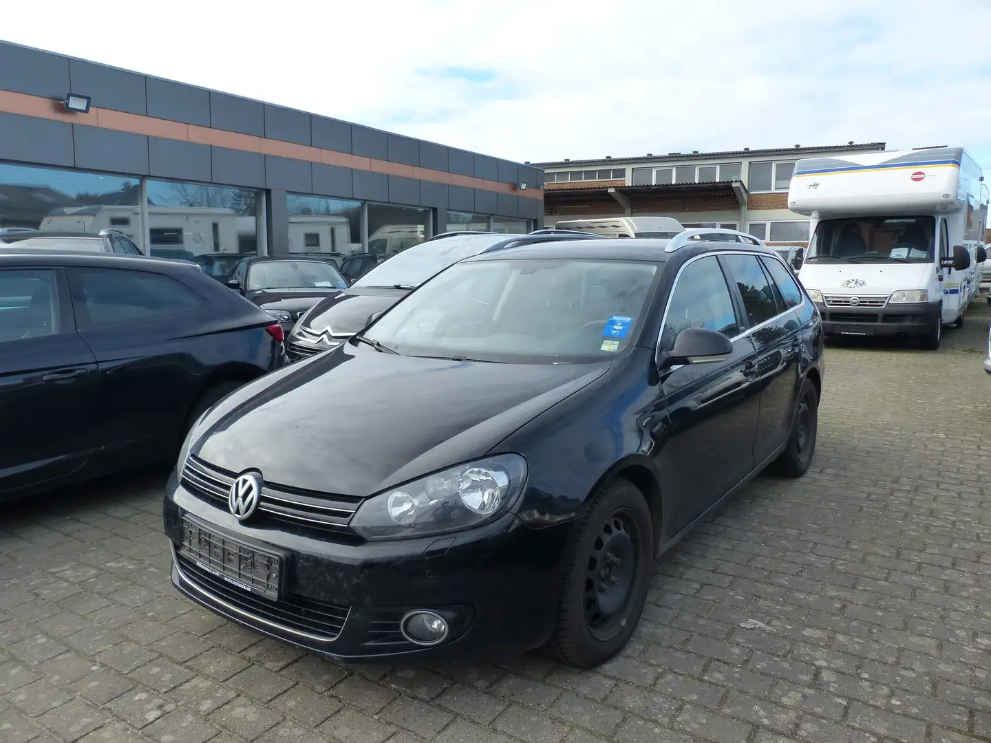 Volkswagen Golf Variant VI 6 2.0 TDI DSG Style Variant Kombi Tempomat Navi Schwarz - 1