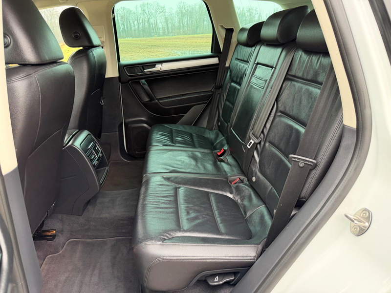 Volkswagen Touareg V6 TDI 4Motion GARATIE SERVIVE  TÜV NEU — photo 13