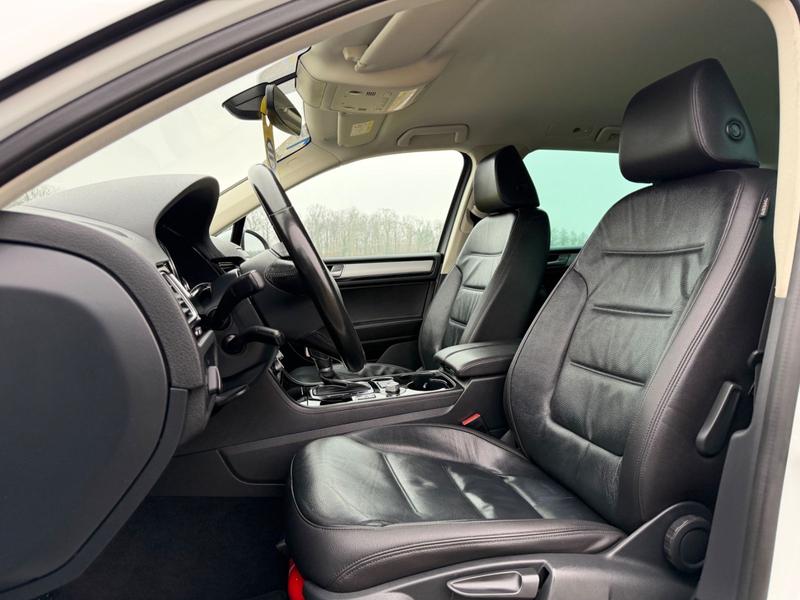 Volkswagen Touareg V6 TDI 4Motion GARATIE SERVIVE  TÜV NEU — photo 9