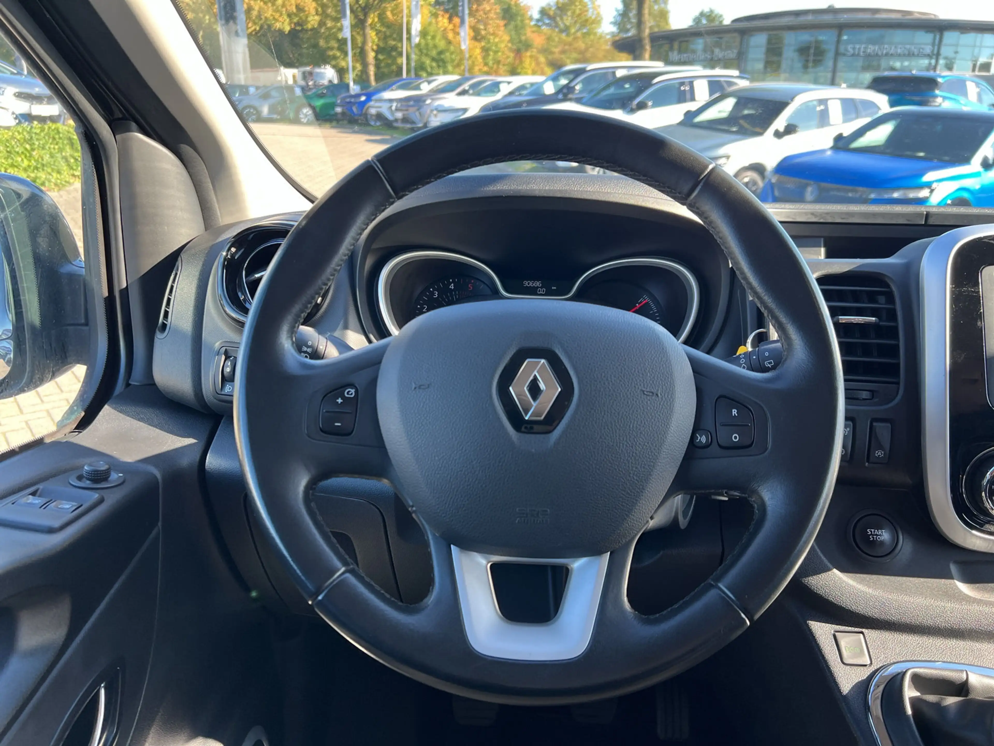 Renault Trafic 1,6 dCi 145 Energy L1H1 SpaceClass AHK+Doppelklima — photo 7
