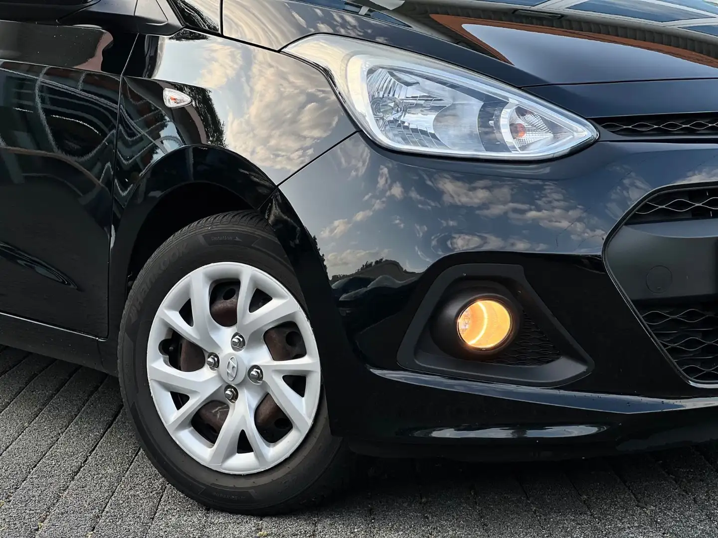 Hyundai i10 blue Trend Shz*Tempomat*Klima*Allwetter*4Tür Schwarz - 2