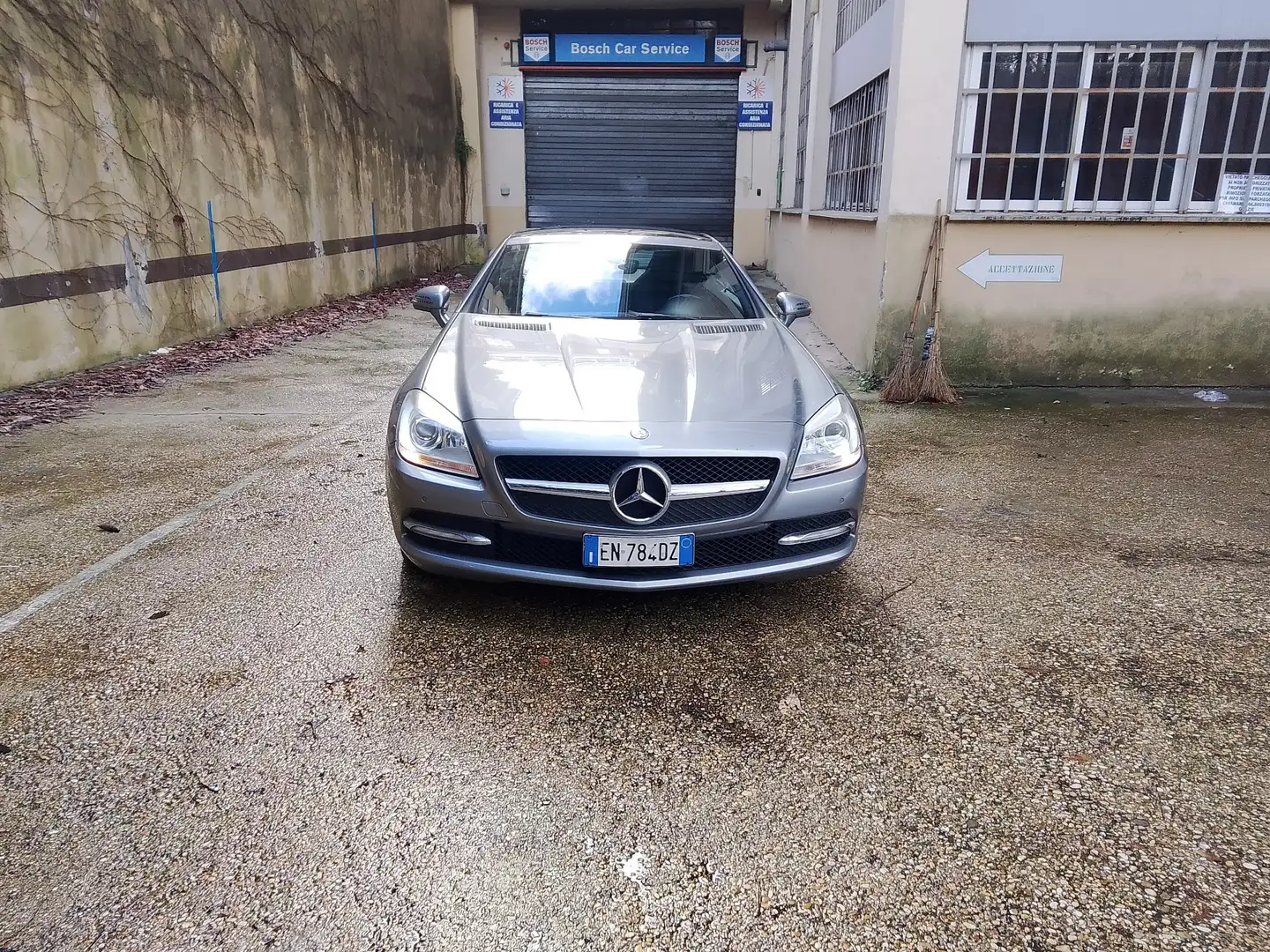 Mercedes-Benz SLK 200 (cgi be) Premium motore nuovo con fattura - 1