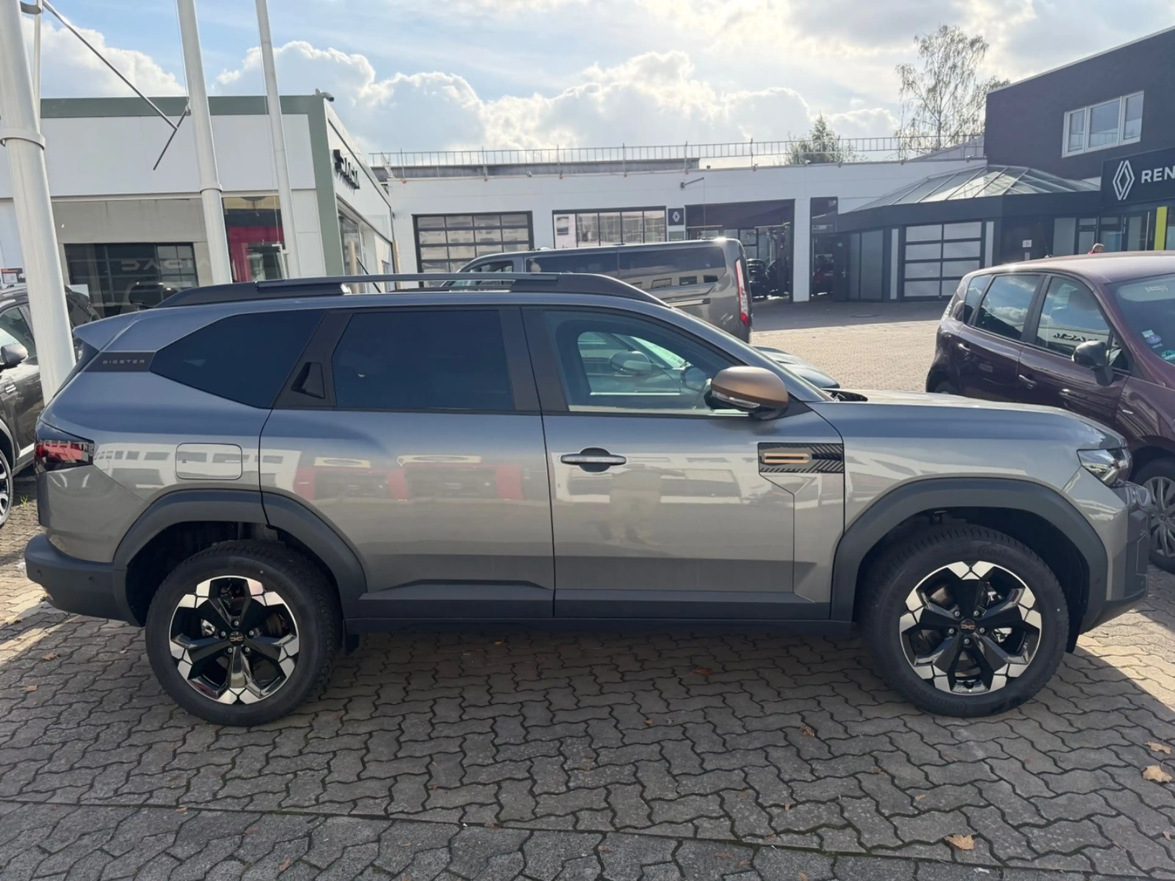 Dacia Bigster Hybrid-G 150 Extreme 4x4 Allrad Glasdach — photo 7