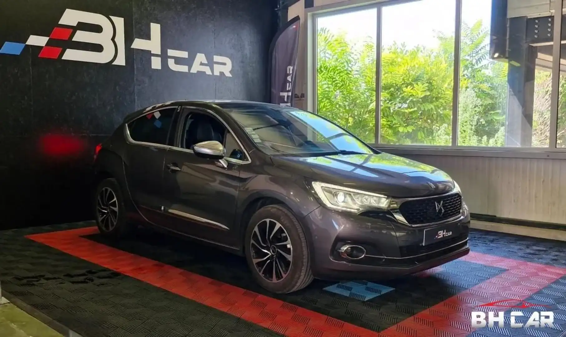 Citroen DS 4 1.2 PURETECH 130 CONNECTED CHIC START-STOP Gri - 1