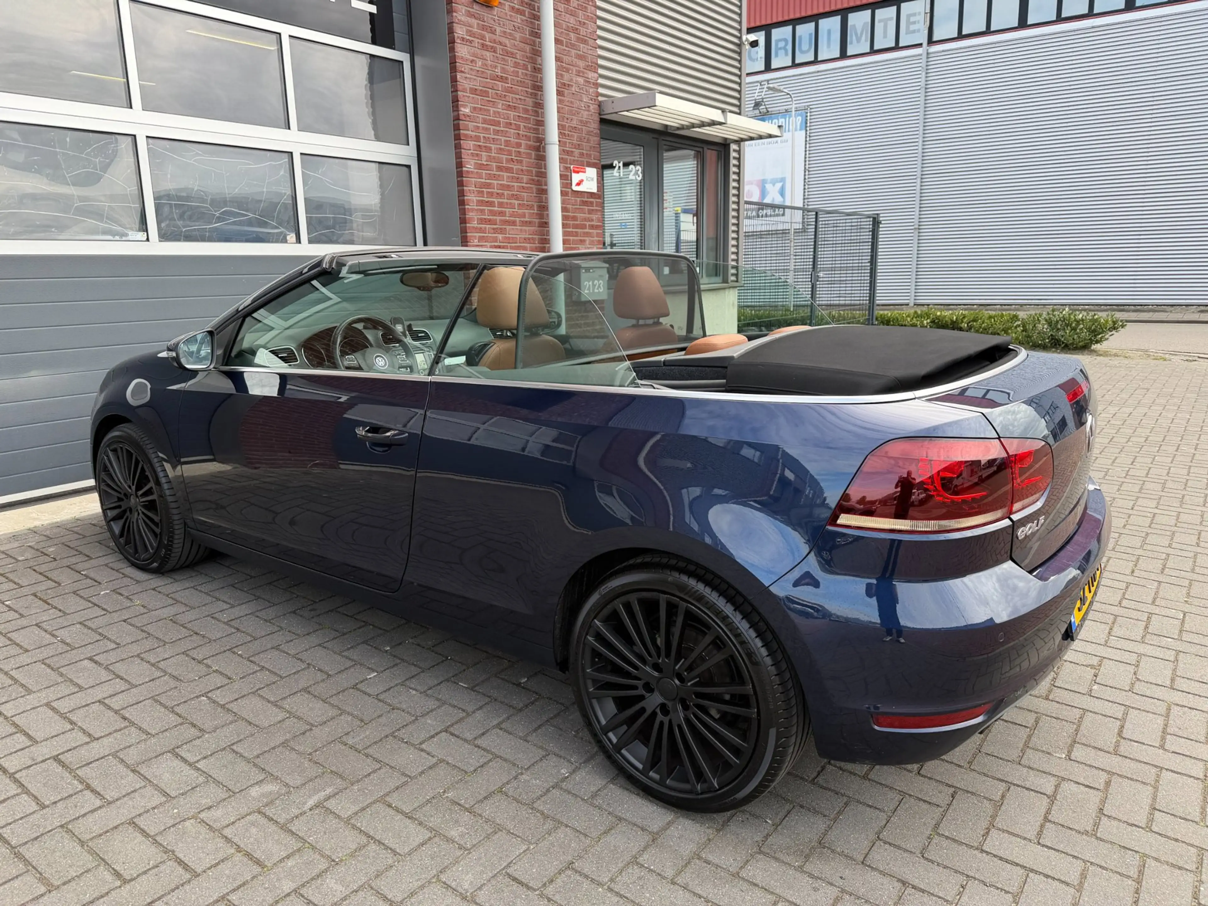Volkswagen Golf Cabriolet 1.4 TSI DSG LED Navi Leder Stoelvw — photo 5