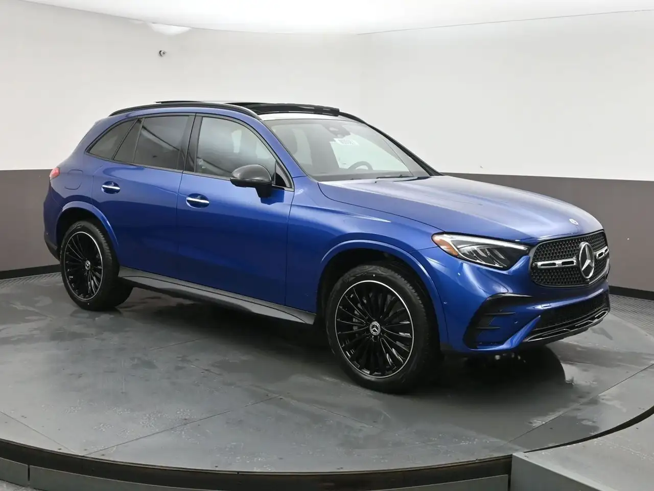 2026 Mercedes-Benz GLC