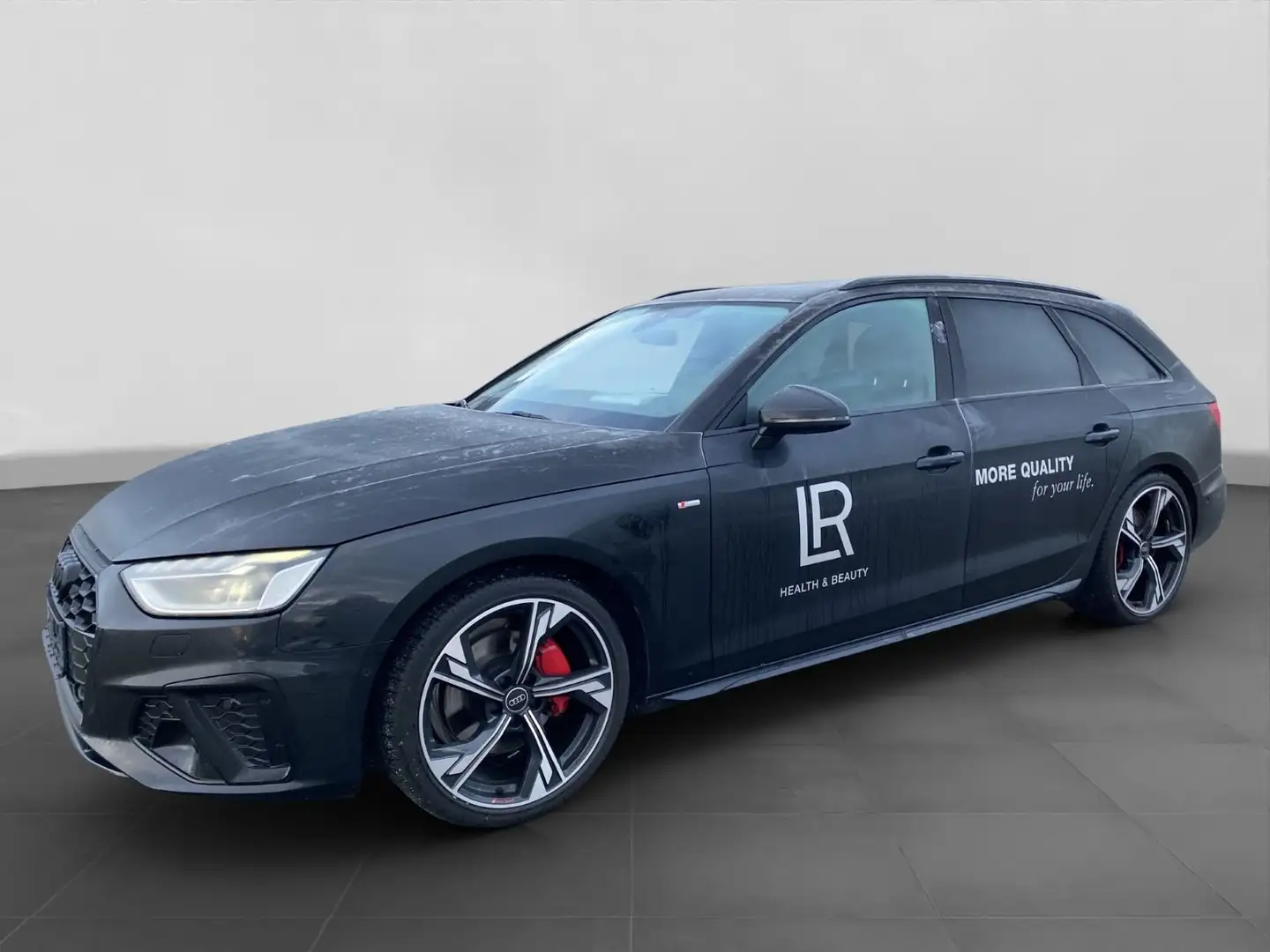 Audi A4 S line Black Edition 40 TFSI quattro Schwarz - 2