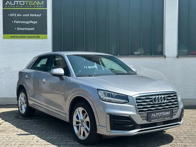 Audi Q2 sport s line Bluetooth LED PDC Sound DSP