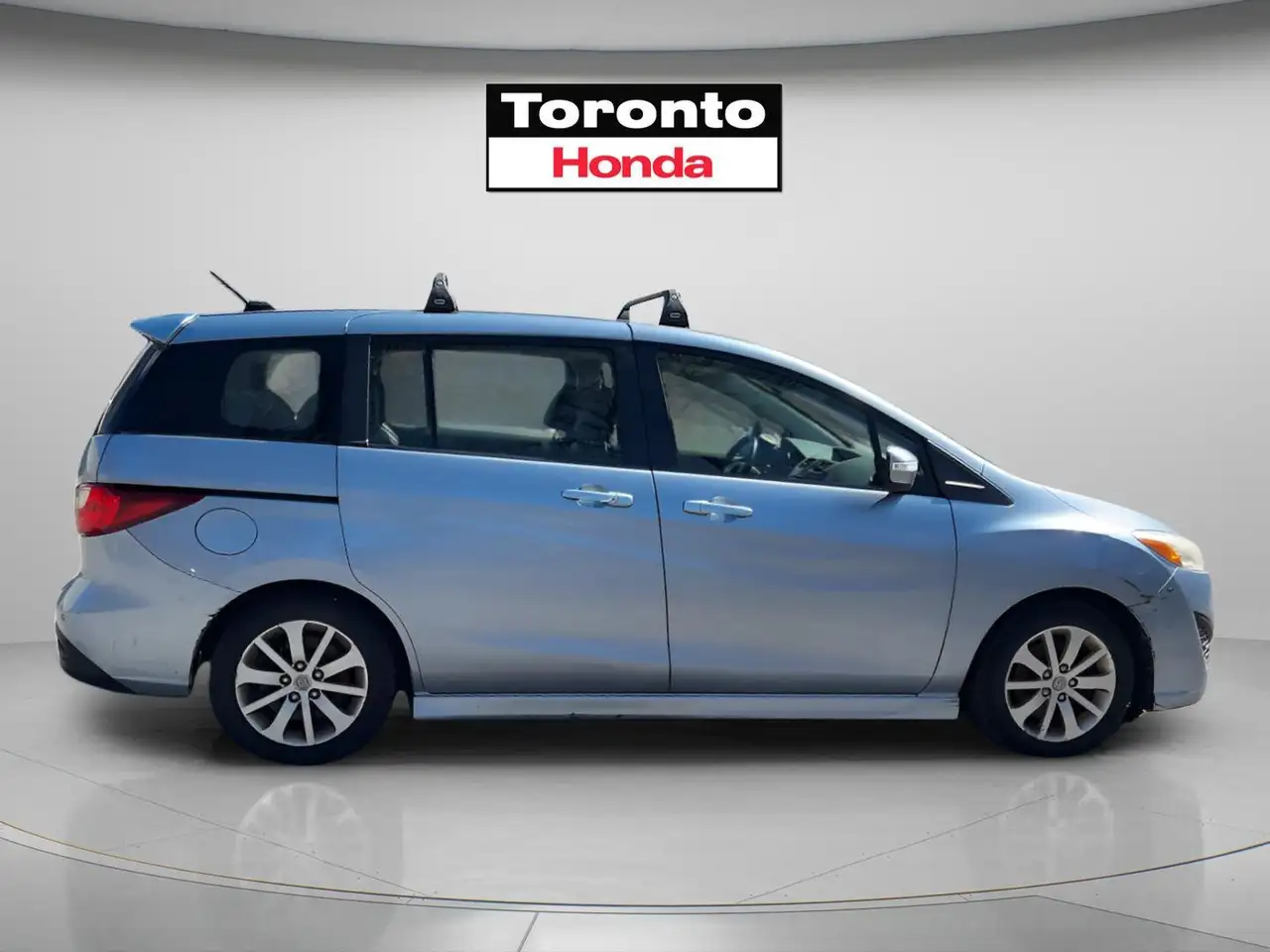 Mazda 5 снимка Mazda 5
