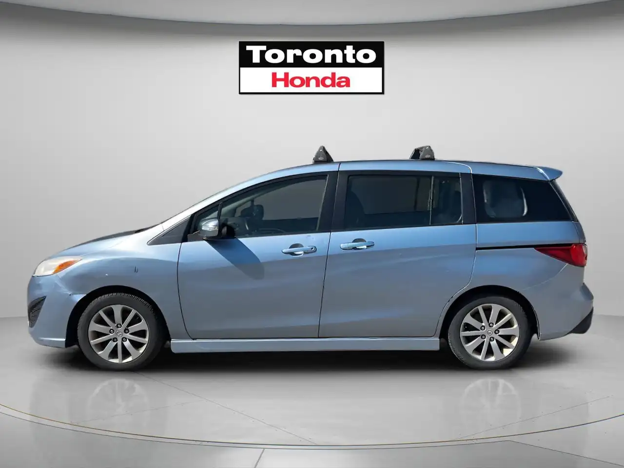 Mazda 5 снимка Mazda 5