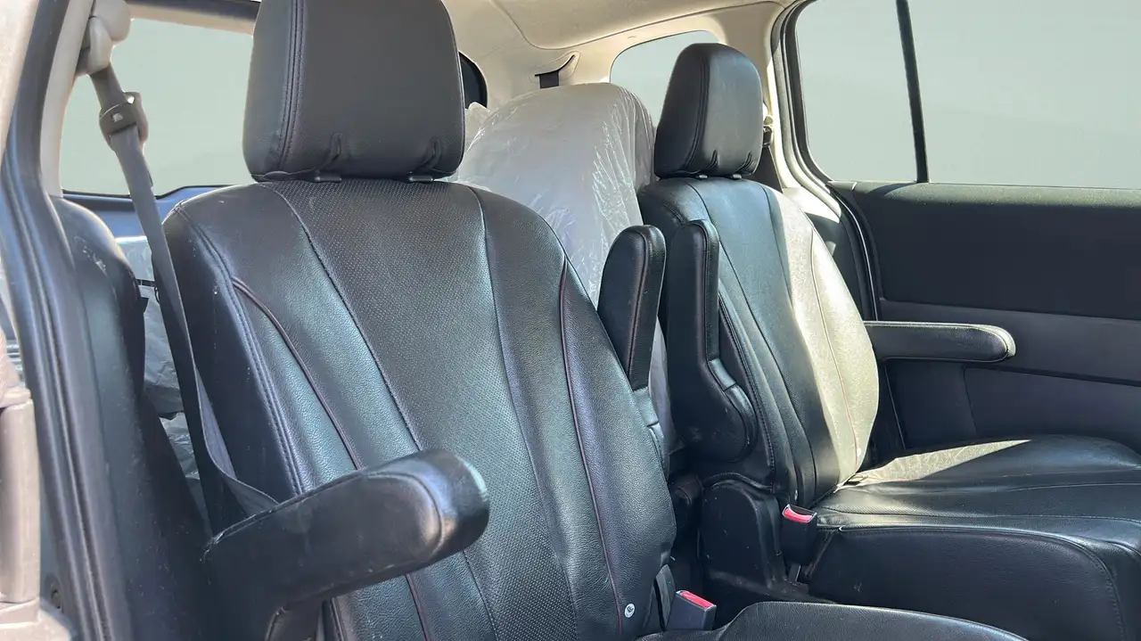 Mazda 5 снимка Mazda 5
