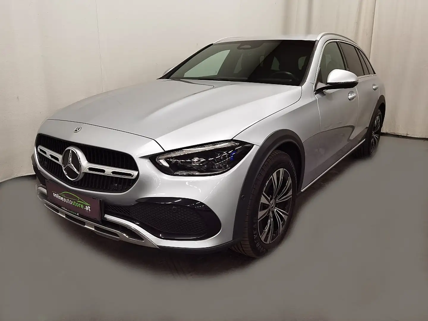 Mercedes-Benz C 220 d T 4Matic All-Terrain Aut. MEGA-VOLL Argento - 1