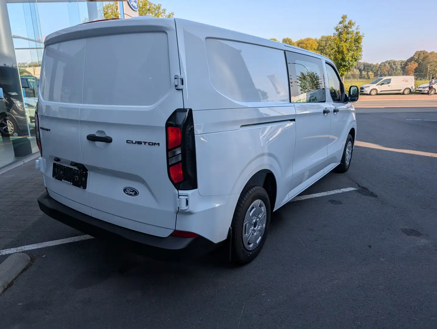 Ford Transit Custom DC Trend 320L L2 2.0TDCi 150pk Weiß - 2