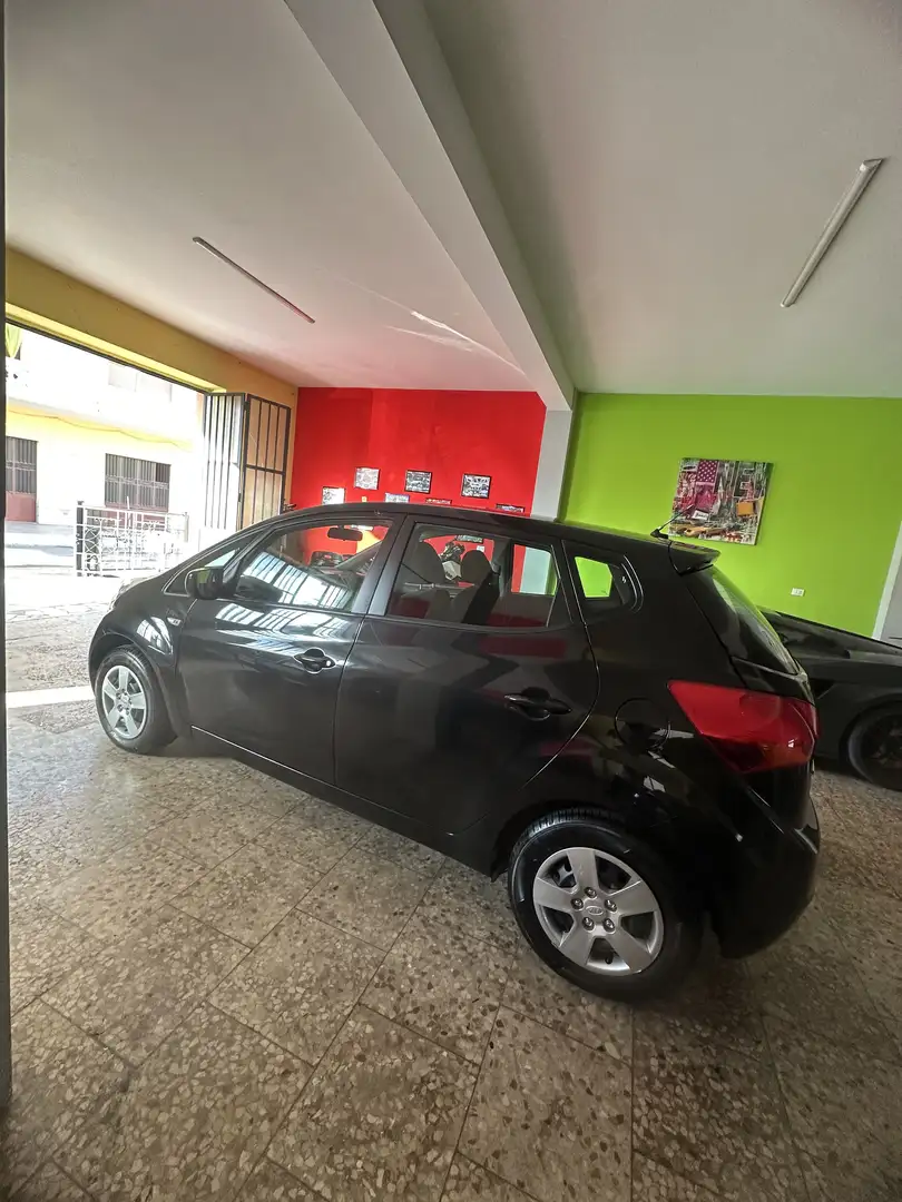 Kia Venga 1.4 Cool s/t.panoramico eco-dynamics Gpl Nero - 2