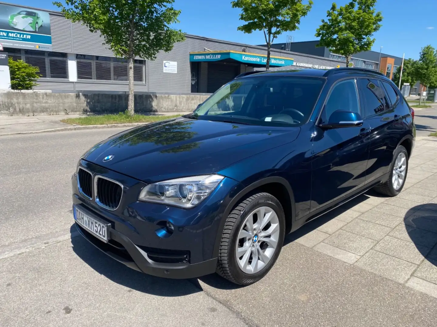 BMW X1 xDrive20d Sport Line Negro - 1