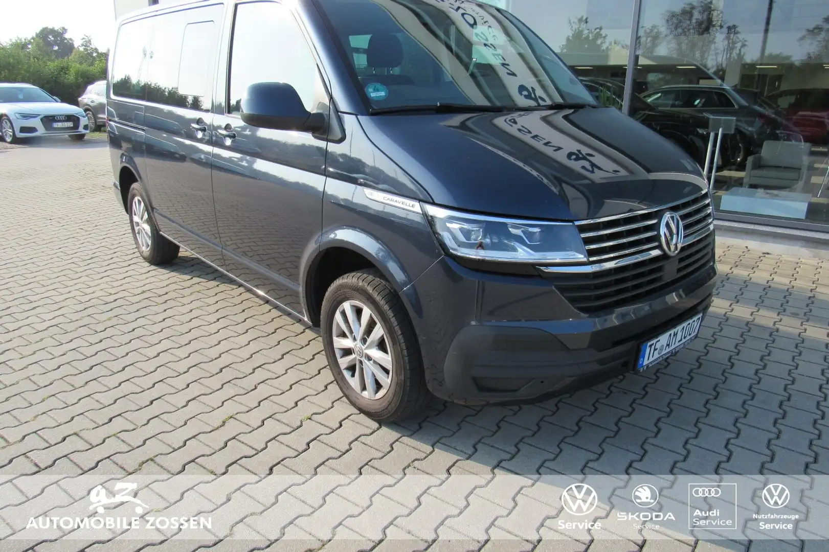 Volkswagen T6.1 Caravelle T6.1 2.0 TDI Caravelle AHK, LED Navi Comfortline Blau - 2