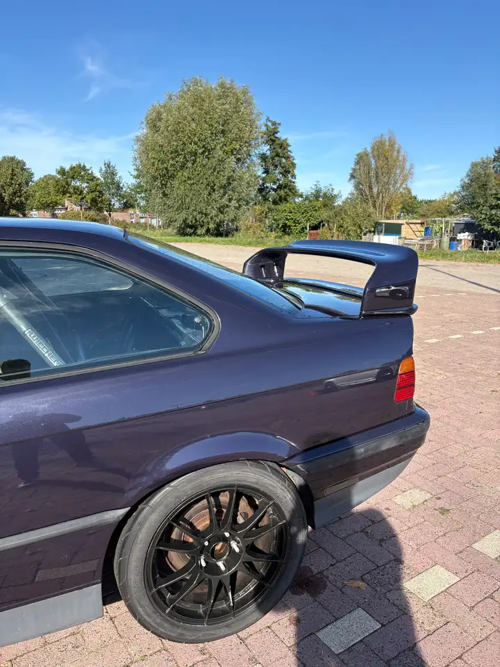 BMW 323i Executive, foto 6