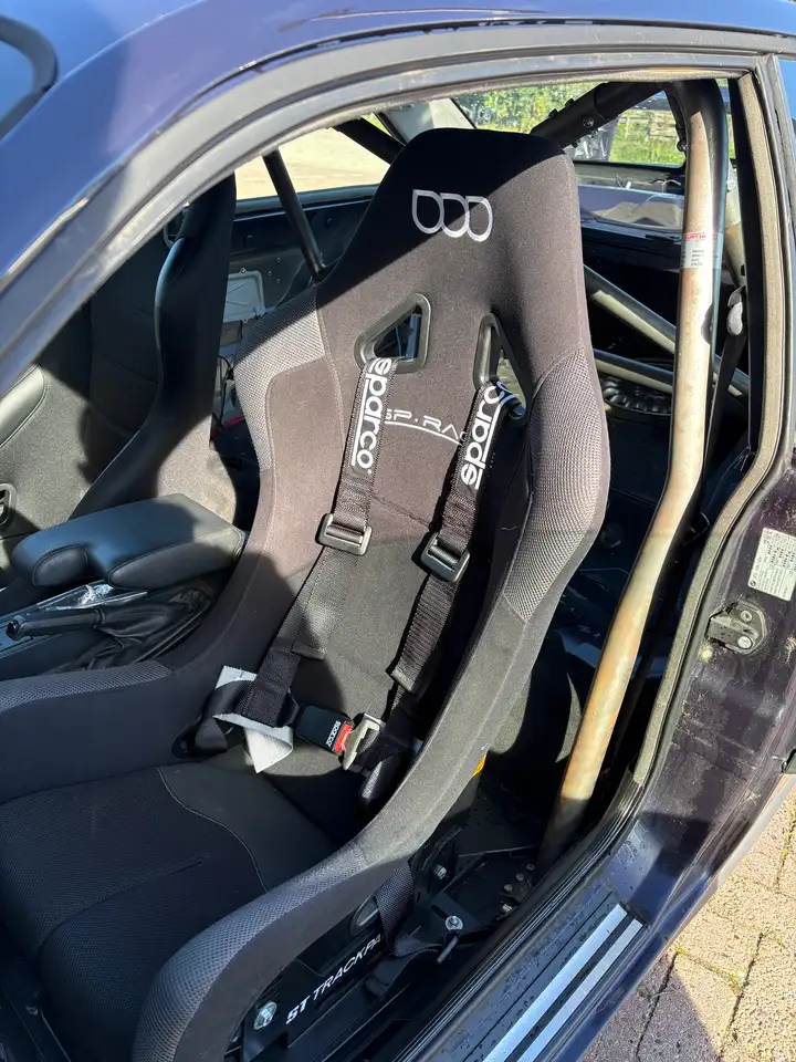 BMW 323i Executive, foto 8