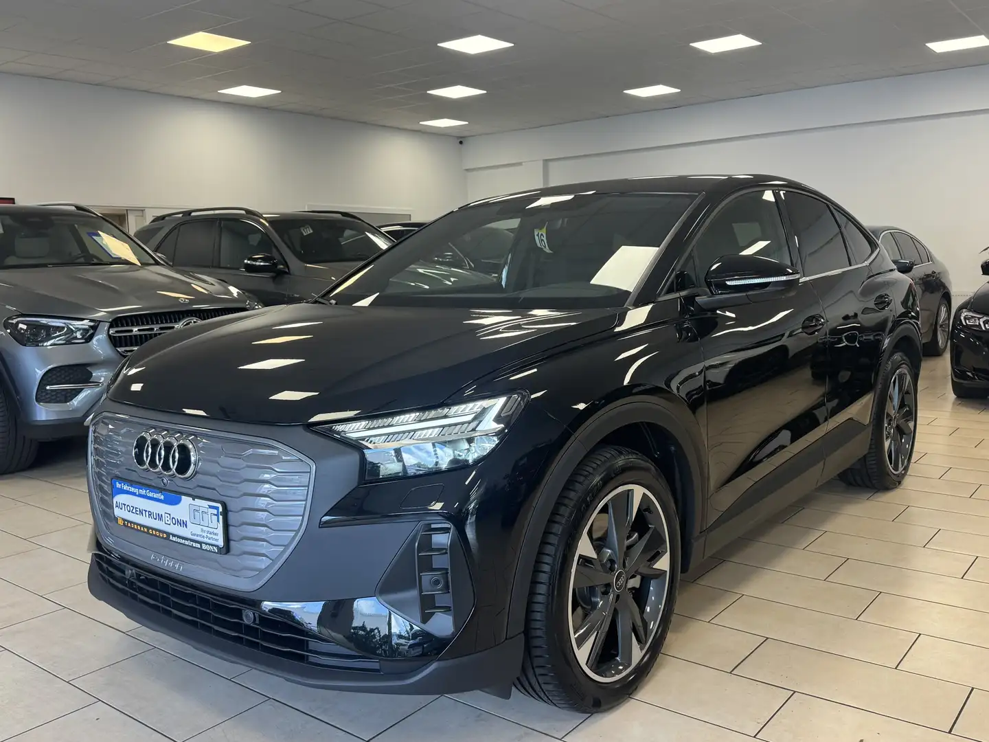 Audi Q4 e-tron 45 e-tron quattro Sportback S-Line*HUD*Leder* Noir - 1